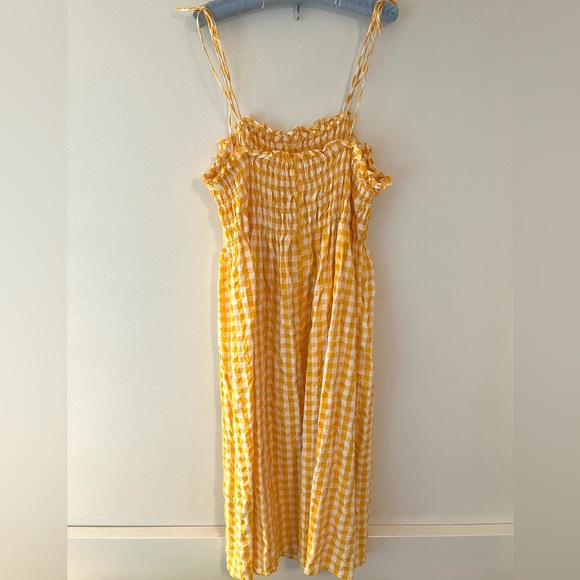 H&M Yellow Gingham Crinkle Smocked Dress - Picture 2 of 5